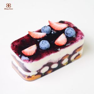 Bánh tiramisu việt quất