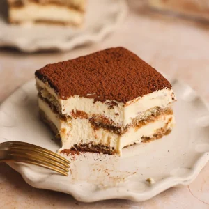 Bánh tiramisu